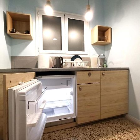 דירות אתונה Rustic Studio מראה חיצוני תמונה